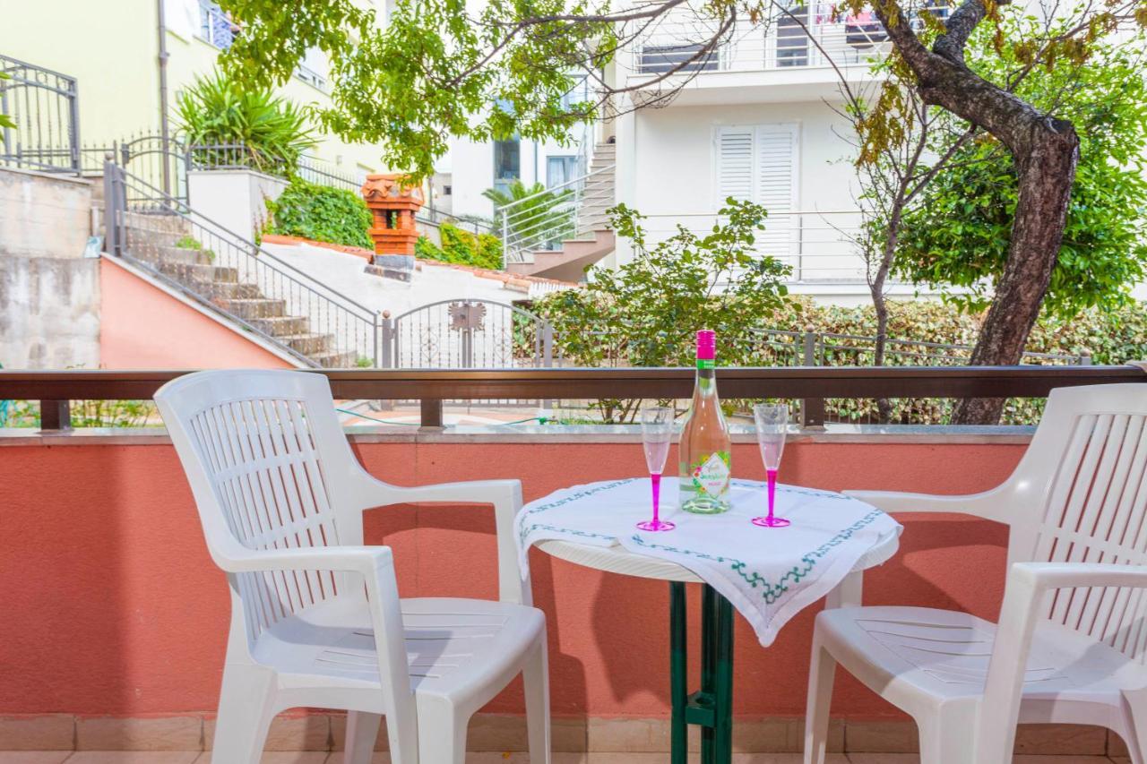 Apartmani Grbavac Башка-Вода Екстер'єр фото